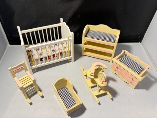 Vintage dolls house nursery - vintage,